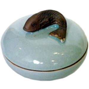 4" Dish with Fish on Lid