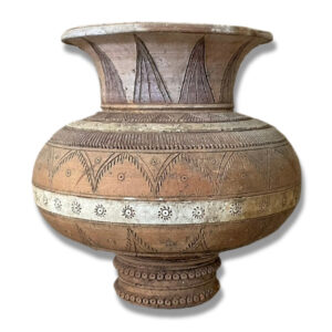 13" Old Style Urn